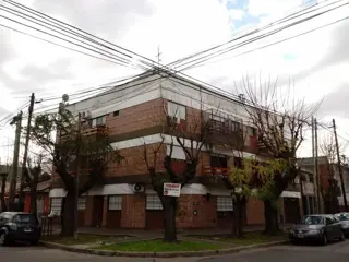 DEPARTAMENTO 2 AMBIENTES CON COCHERA foto 2