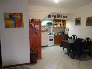 DEPARTAMENTO 2 AMBIENTES CON COCHERA foto 3