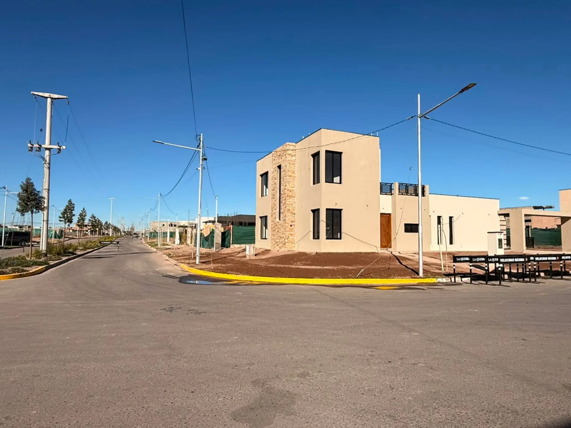 CASA EN BARRIO PRIVADO - LUJÁN DE CUYO foto 2