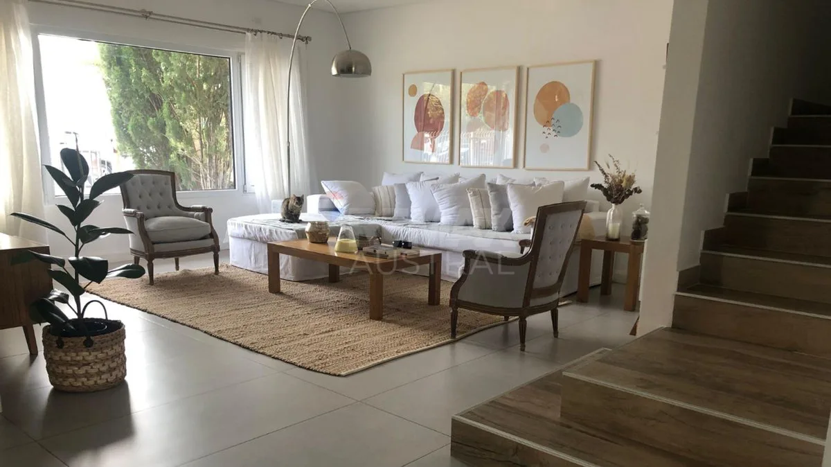 CASA TRES DORMITORIOS - RADA TILLY foto 3