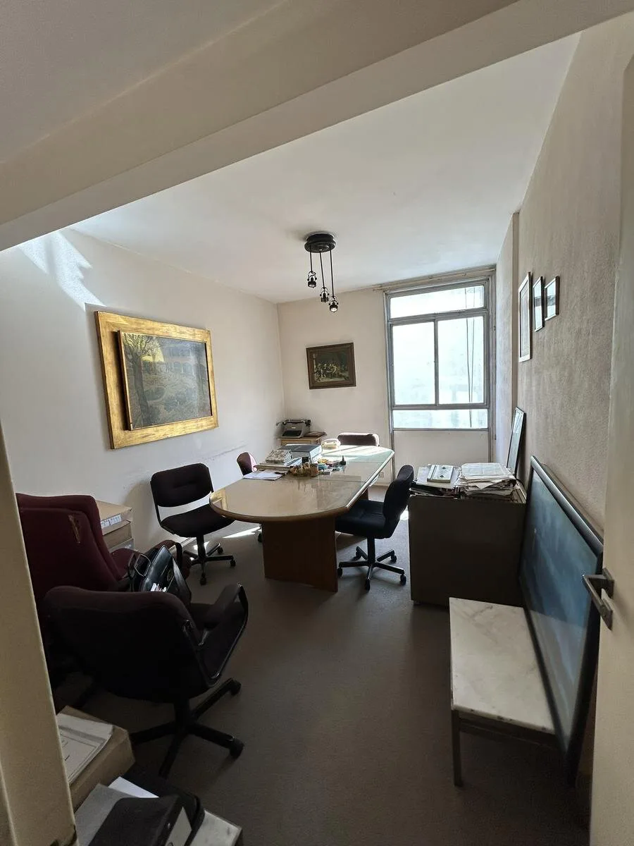 Oportunidad Única – Departamento / Oficina de 3 Ambientes en San Nicolás – Tribunales foto 4