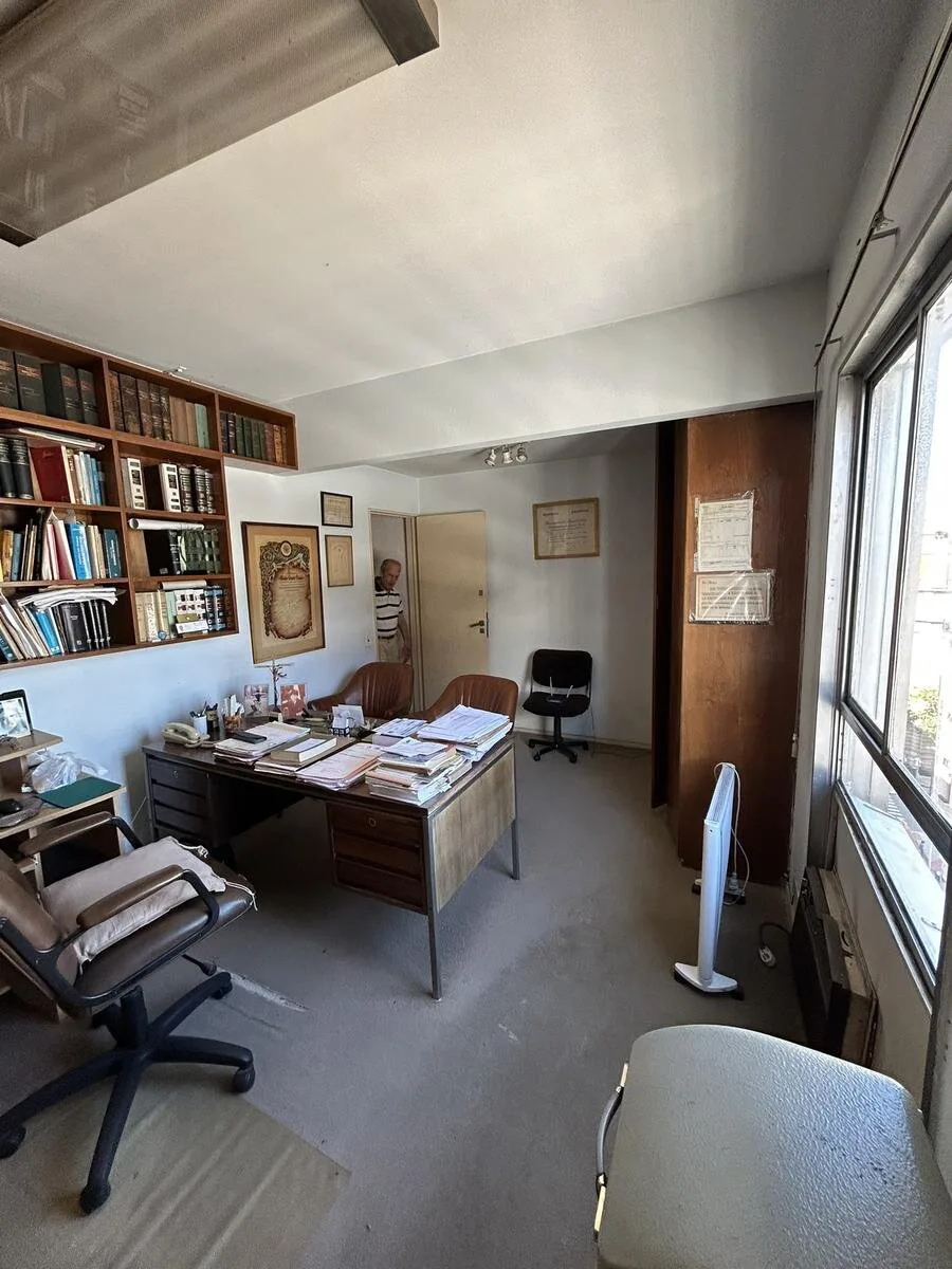 Oportunidad Única – Departamento / Oficina de 3 Ambientes en San Nicolás – Tribunales foto 5