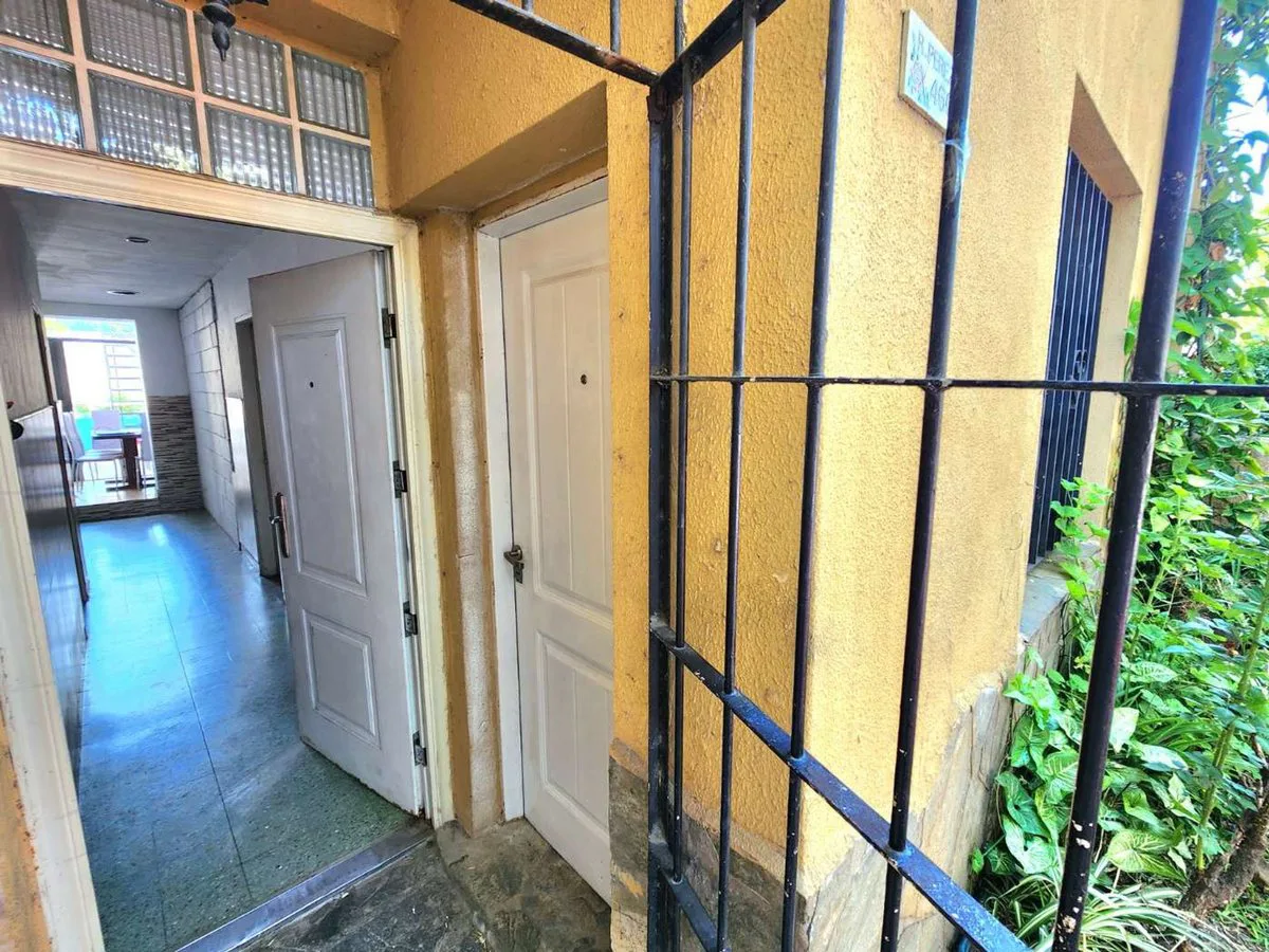 CASA PH PB FRENTE 4 DORM 8 AMB GRAN PATIO SAAVEDRA foto 5
