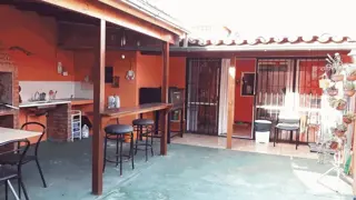 Casa De 6 Ambientes, 2 Baños Y Patio. Bº Aeronautico. C.1267 foto 3