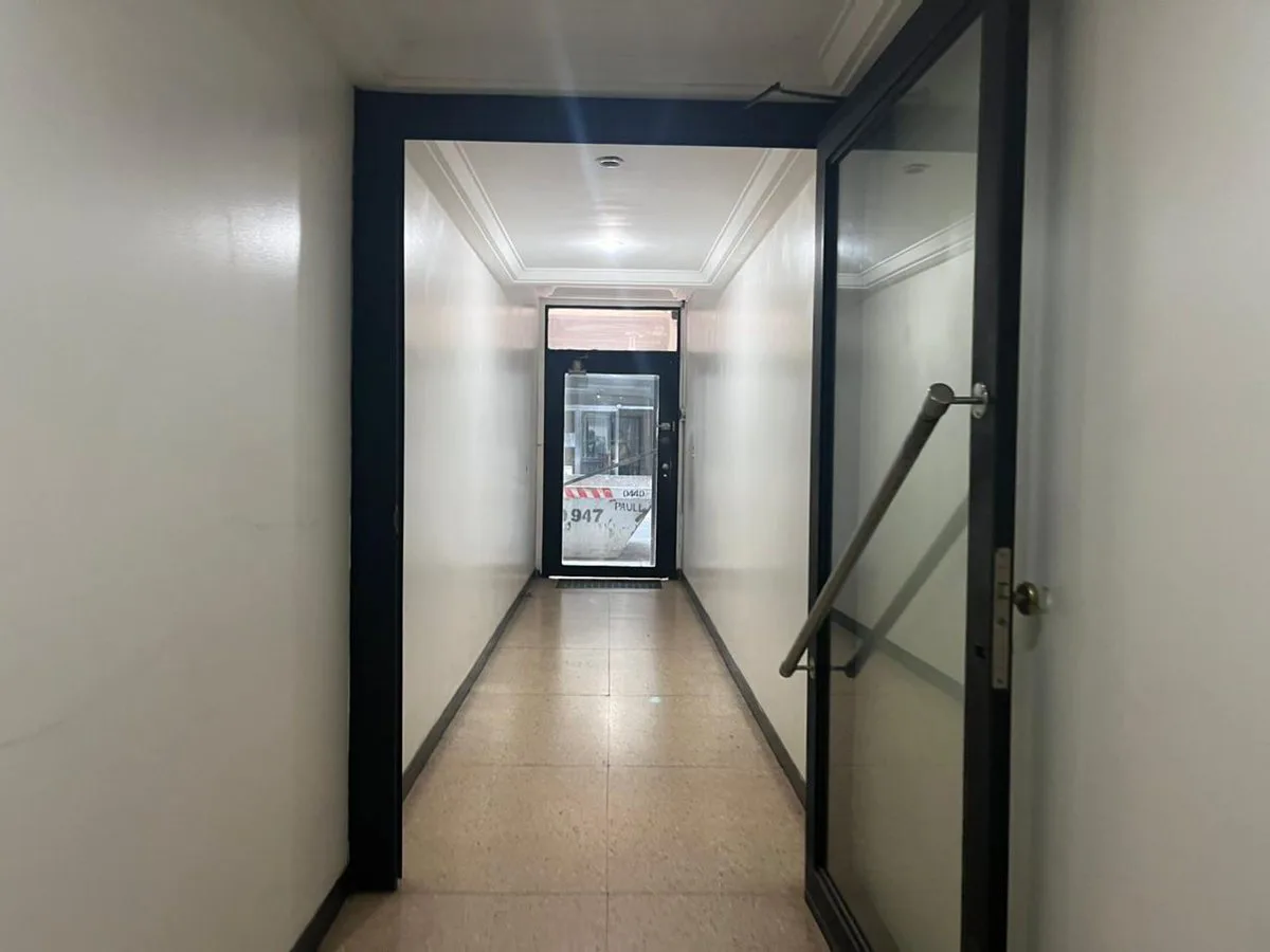 OFICINAS UN PISO COMPLETO EL 7 EN MONSERRAT CABA foto 3