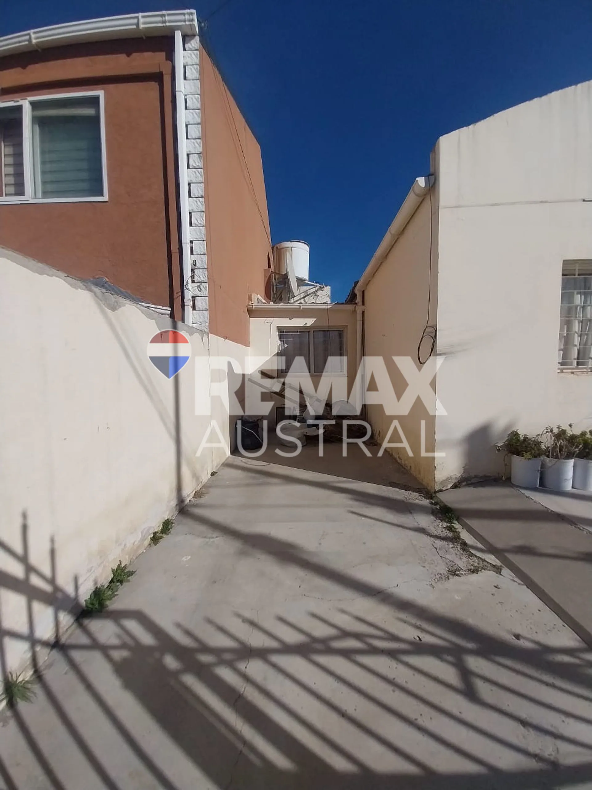 CASA 3 DORMITORIOS BARRIO ISIDRO LABRADOR foto 3