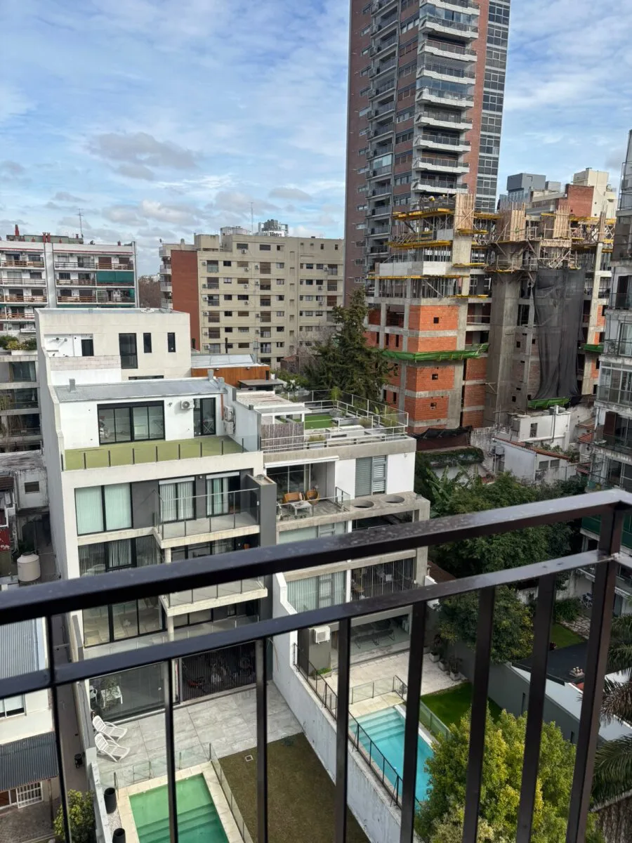 DEPARTAMENTO VENTA VILLA URQUIZA SUPER PISO ALTO foto 4
