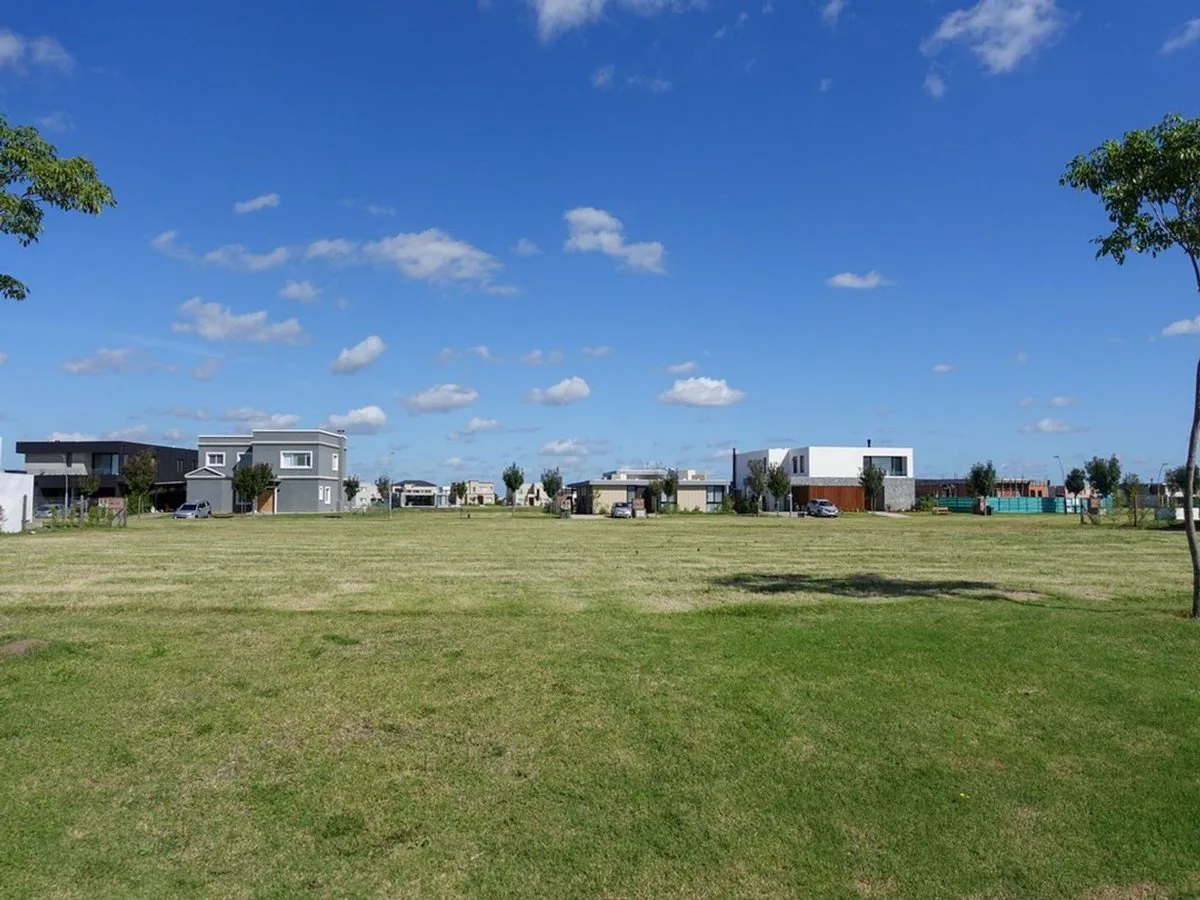 VENTA LOTE PUERTOS B RIBERAS ESCOBAR PERMUTA foto 2