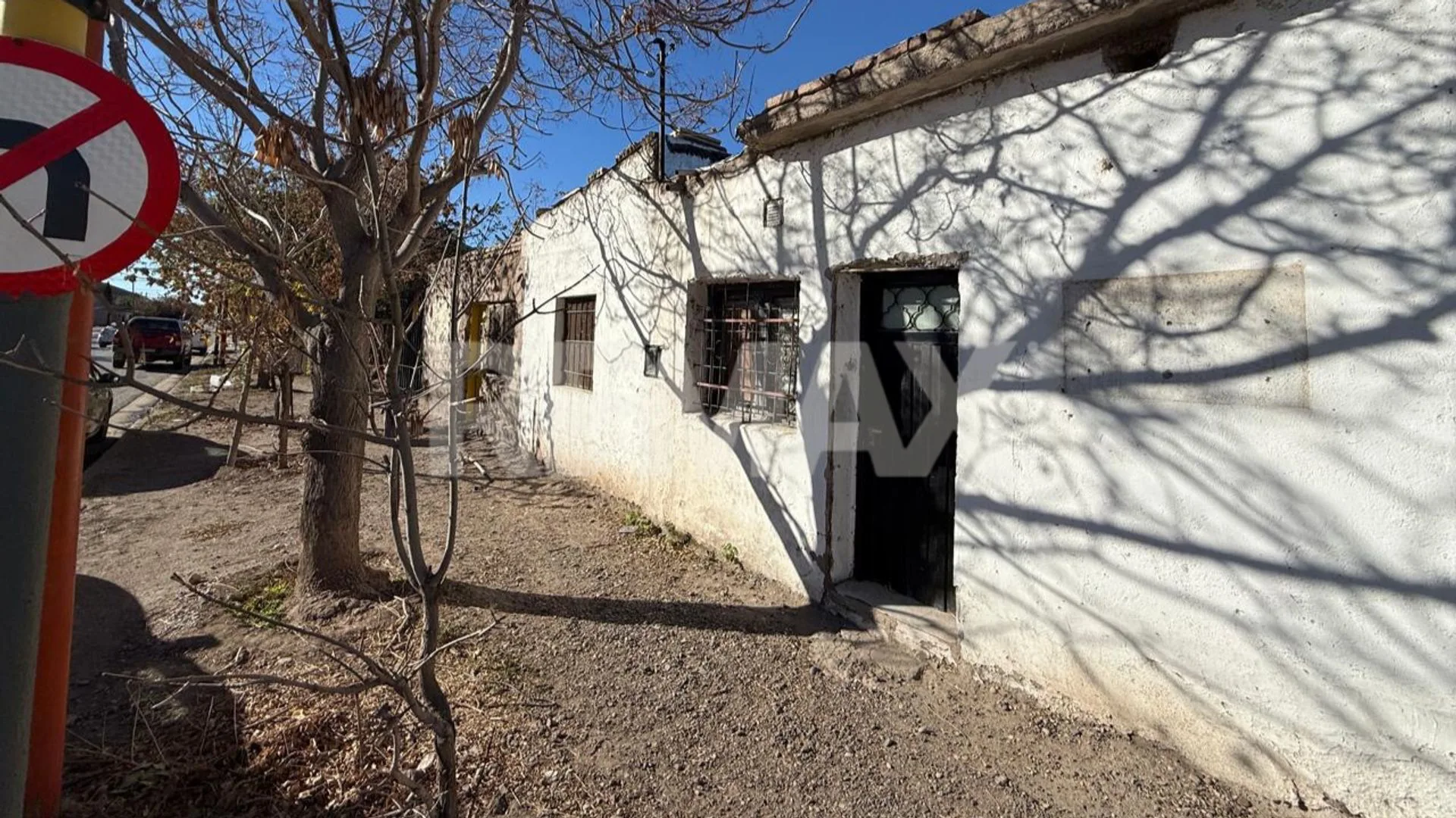 VENTA CASA APTA COMERCIAL CIPOLLETTI foto 3