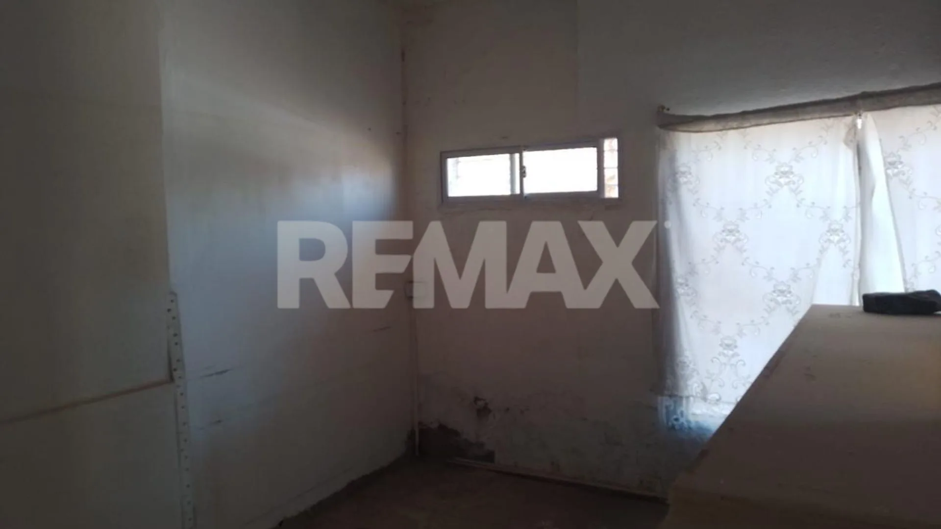 VENTA CASA APTA COMERCIAL CIPOLLETTI foto 5