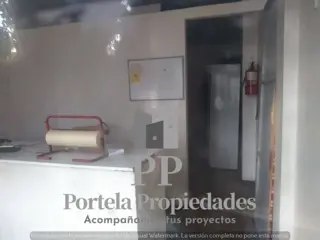 LOCAL COMERCIAL CASTELAR foto 3