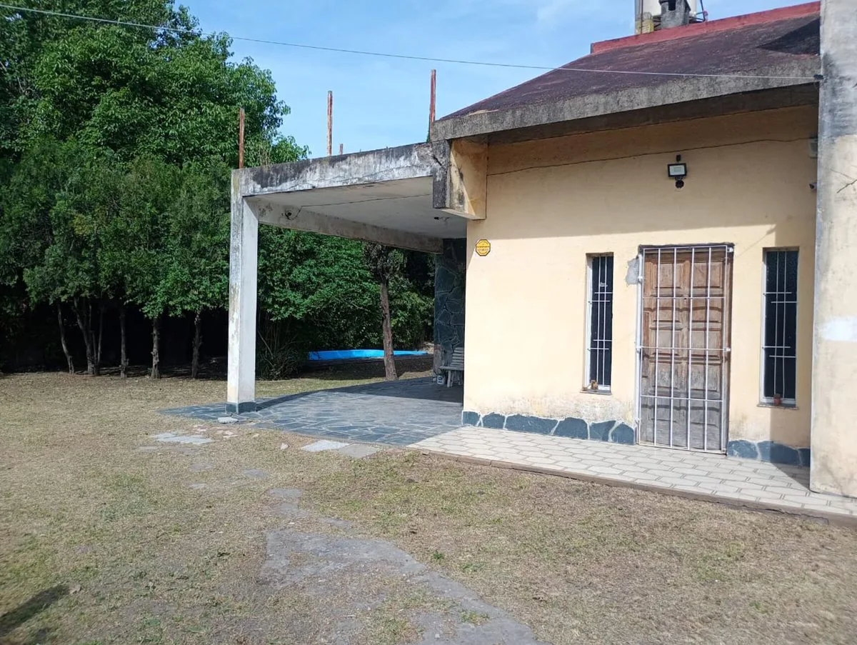 Casa quinta en venta Merlo foto 2