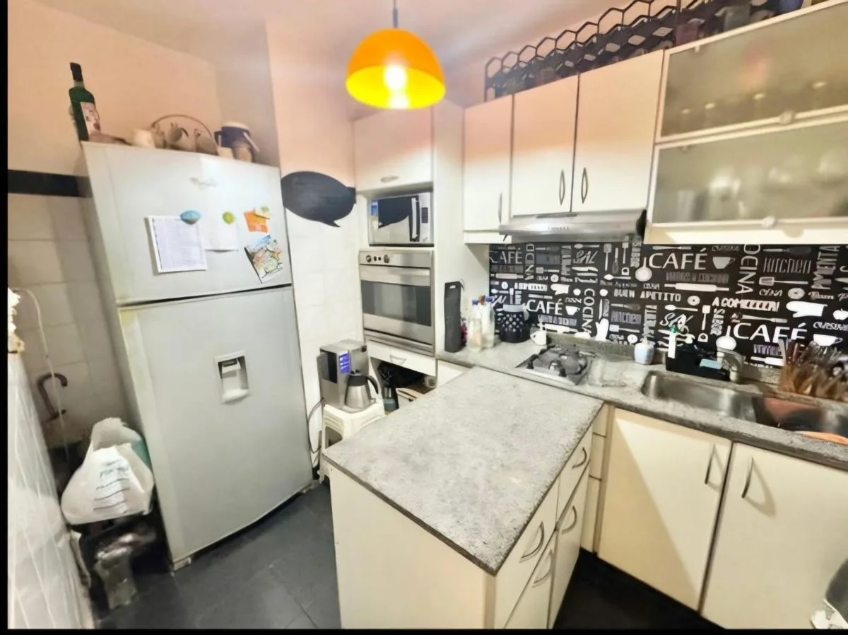VENTA DTO 3 AMB. GRAN PATIO Y PARRILLA EN BELGRANO foto 4