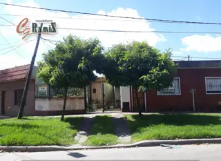 Casa ph En Venta Lavalleja 800, Ituzaingo foto 1