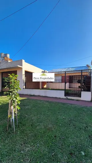 AMPLIA PROPIEDAD EN VENTA A MINUTOS DEL CENTRO, EXCELENTE UBICACIÓN. foto 2