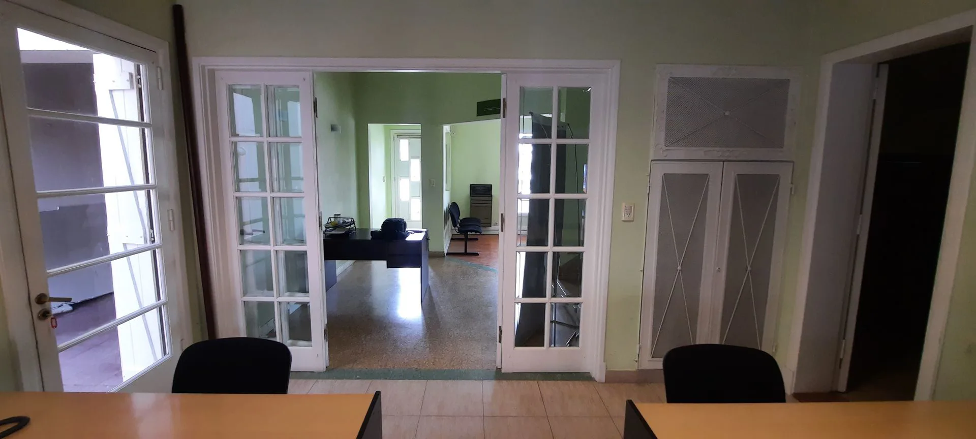 Venta Casa u Oficina 7 ambientes Av. 59 Necochea foto 5