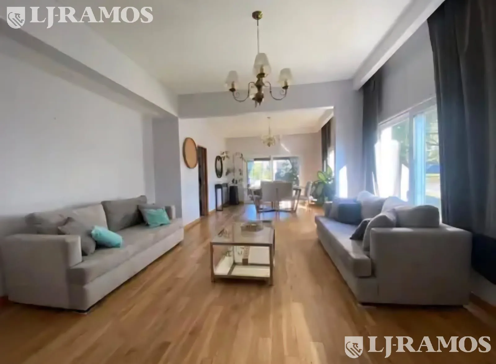 IMPECABLE CASA EN VENTA !! PILAR DEL ESTE - BARRIO SANTA GUADALUPE foto 5