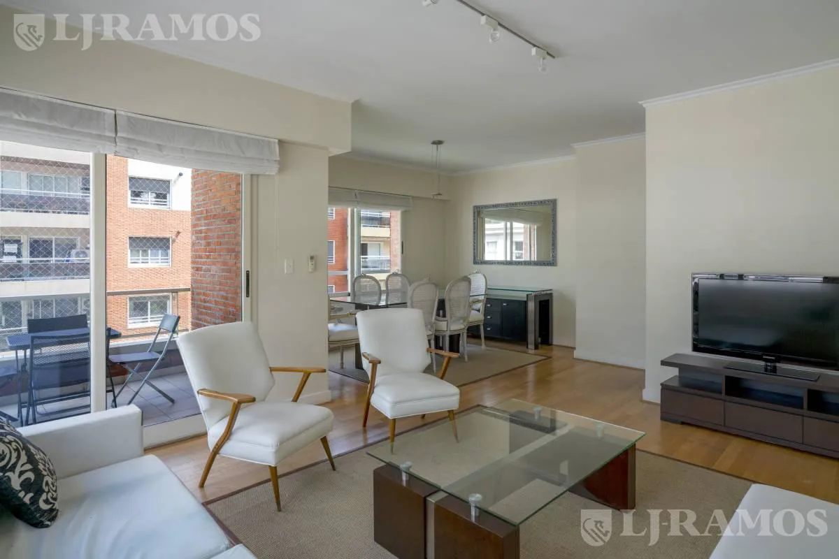 3 AMB   2 SUITE   COCHERA Y BAULERA en venta en Juana Manso, Puerto Madero foto 3