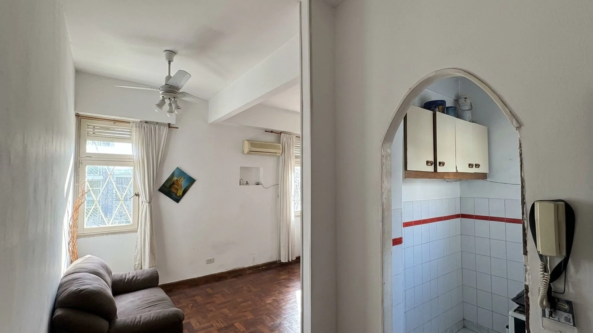 VENTA DPTO MONOAMB CON BALCÓN FRANCÉS | V. CRESPO foto 5