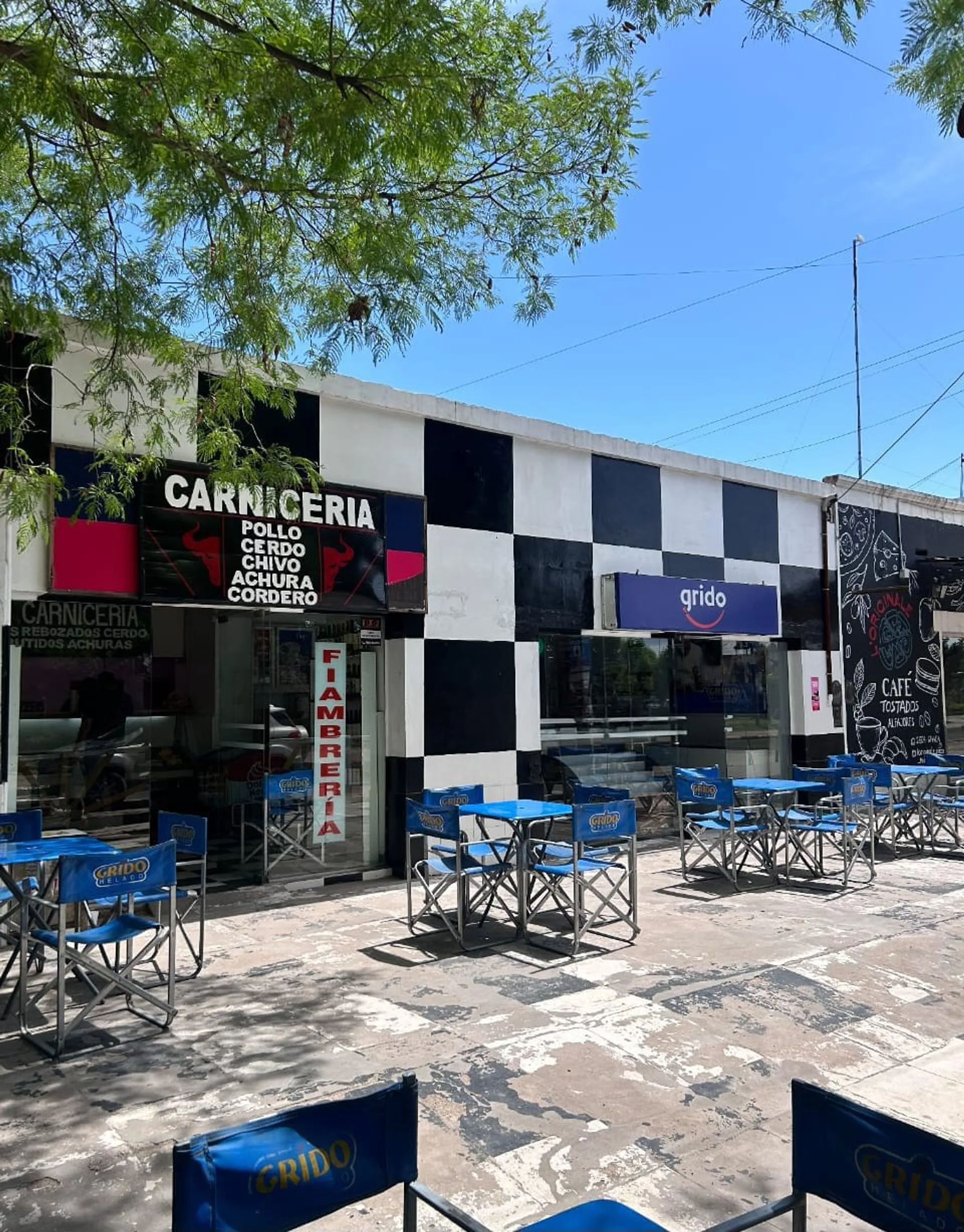 VENTA IMPORTANTE LOCAL COMERCIAL - RAMA CAIDA foto 2