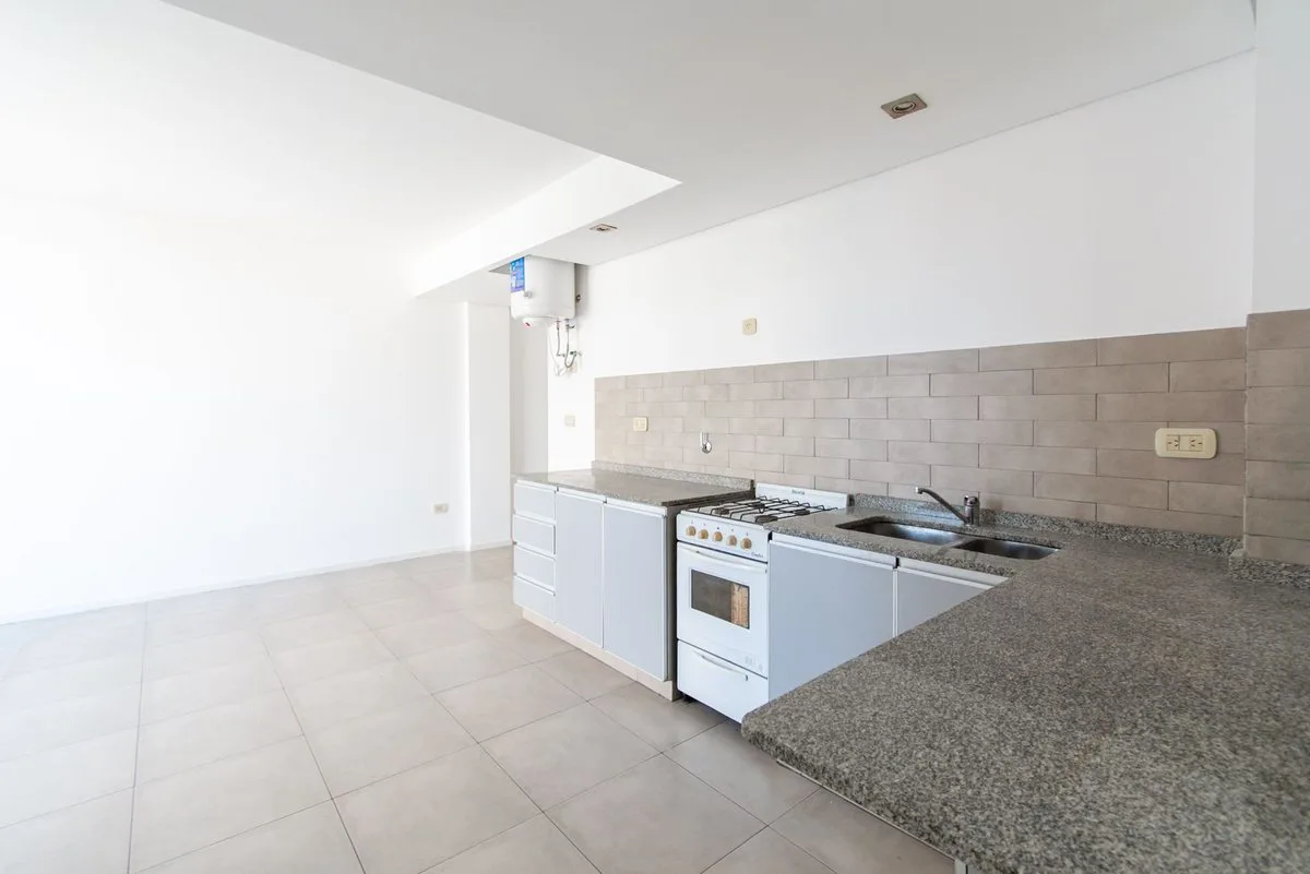 DEPARTAMENTO VENTA MORON 3 AMB COCHERA CREDITO foto 5