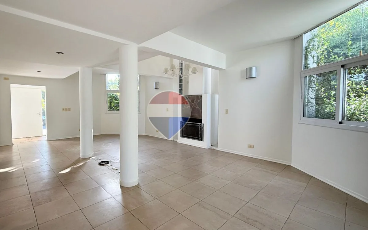 VENTA  Casa con Pileta , ramal Pilar km36 foto 5