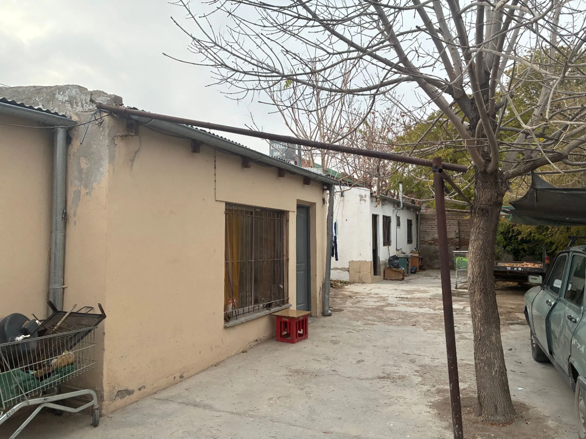 CASA Y DOS DEPTOS A REFACCIONAR I TRIPLE RENTA foto 2