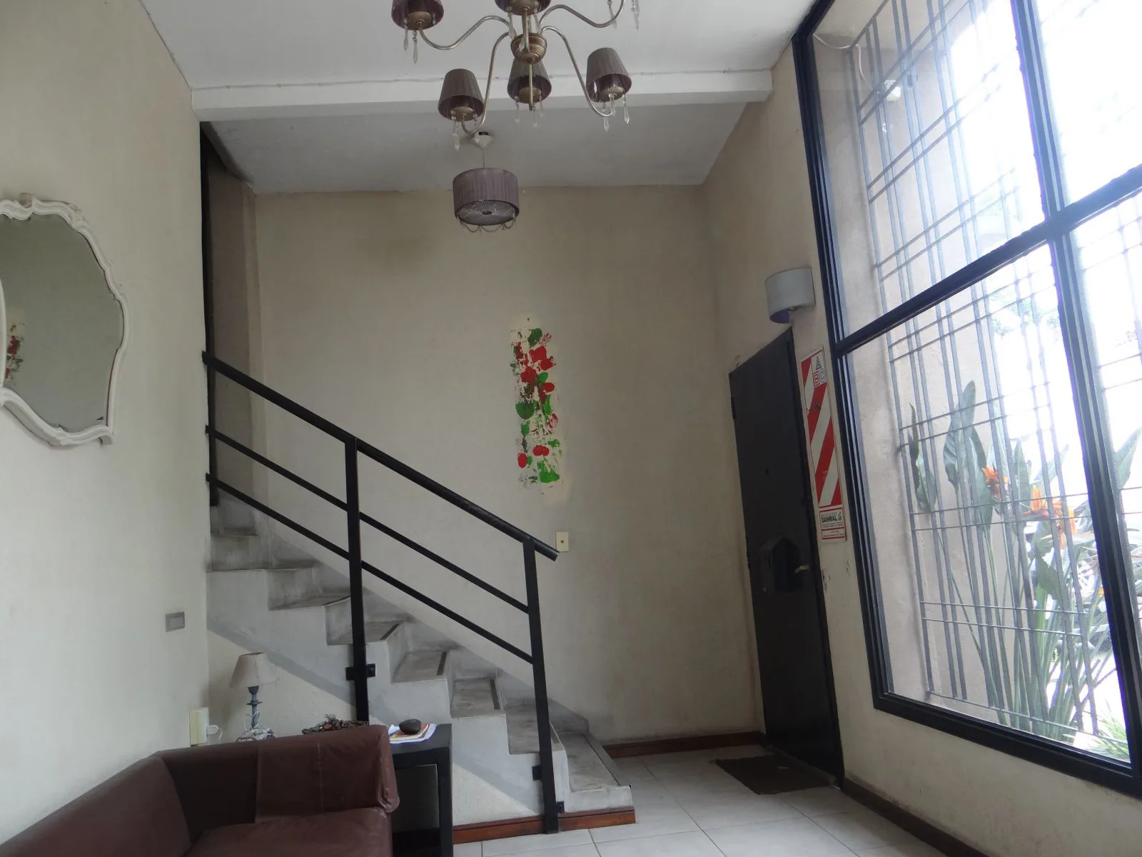 Venta .Amplio monoambiente .En Villa sarmiento foto 5