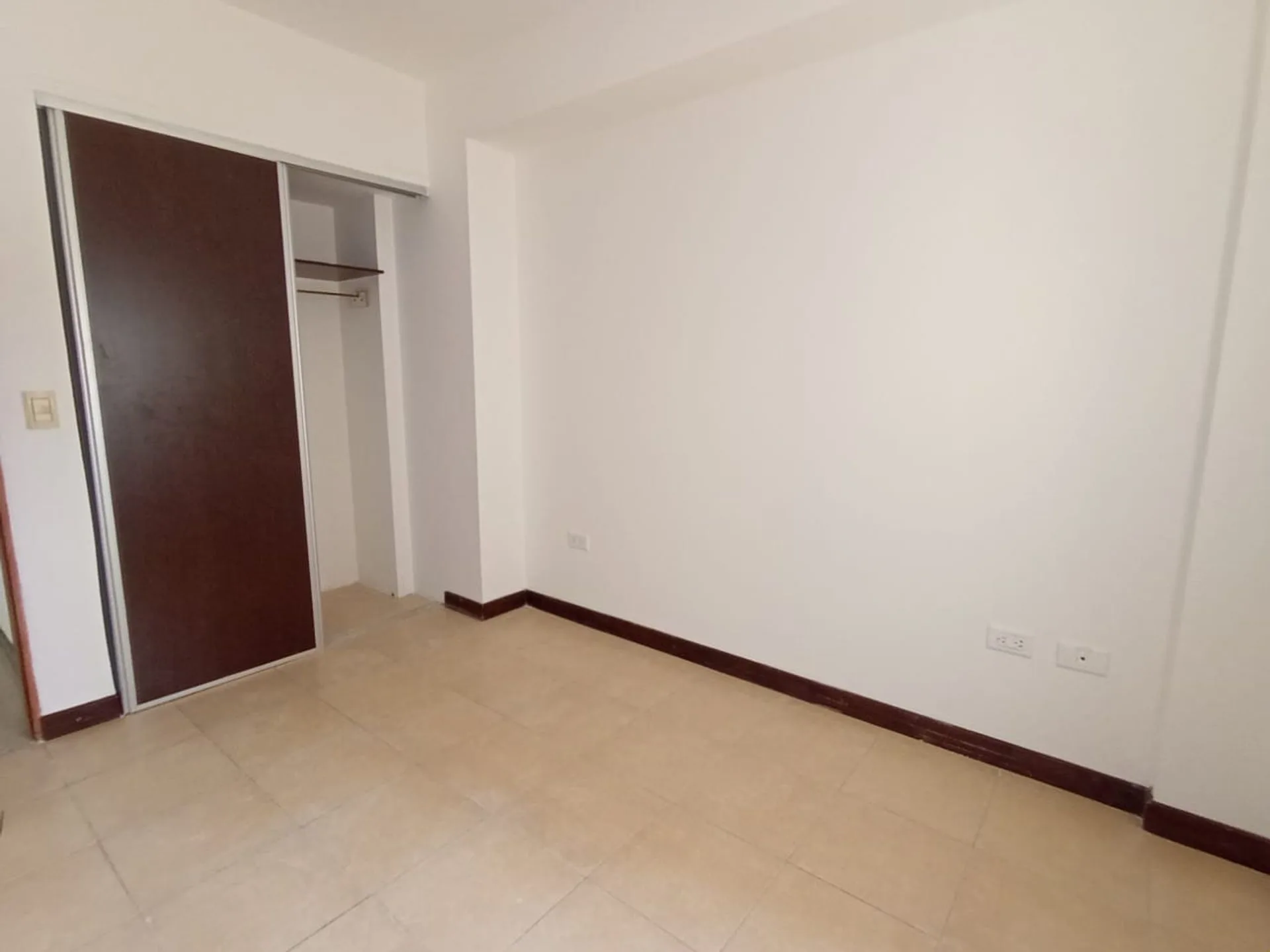 ALQUILER DEPARTAMENTO 2 DORMITORIOS JURAMENTO 1480 foto 5