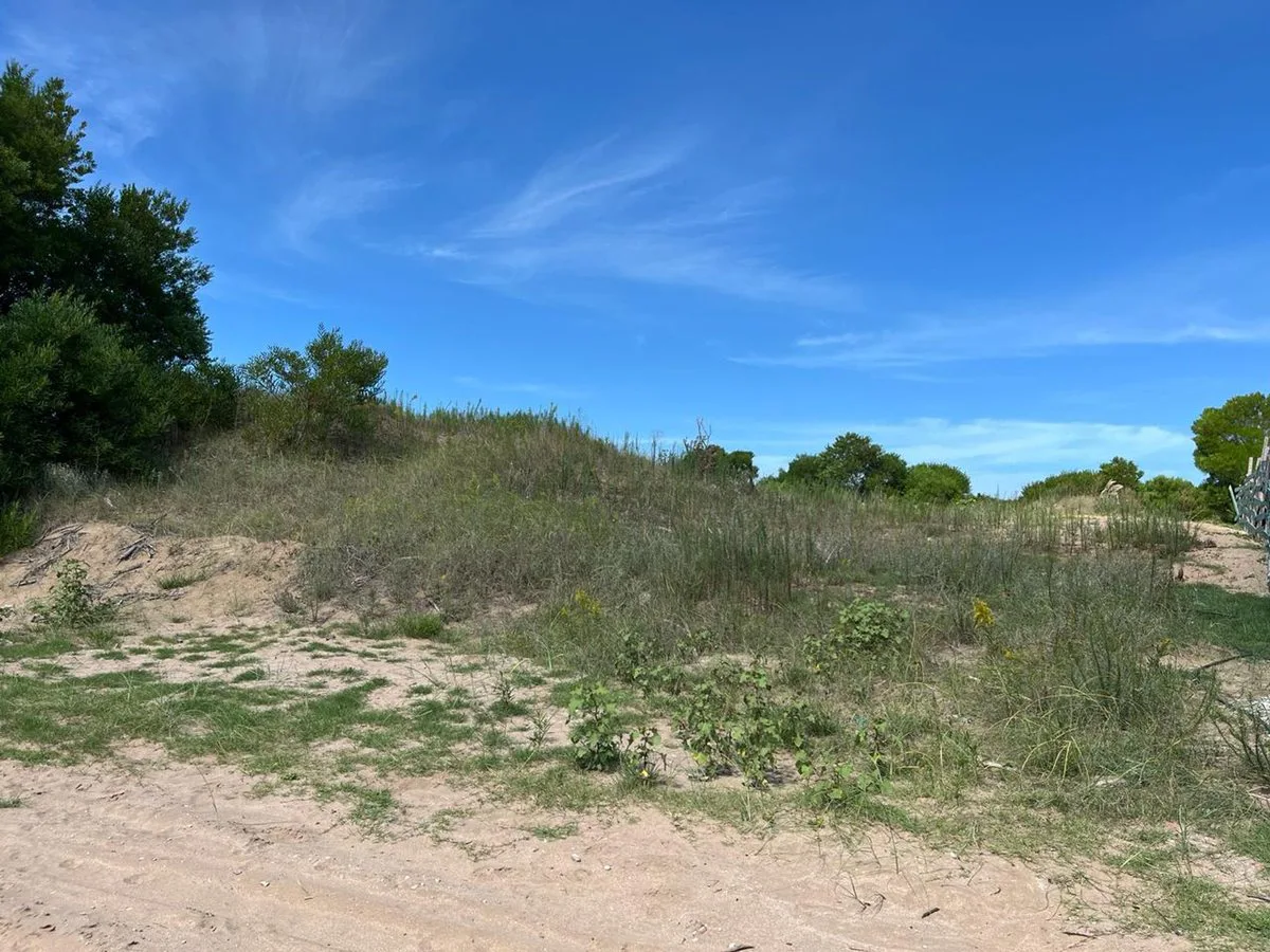 Lote en venta Costa Esmeralda  Senderos IV foto 2