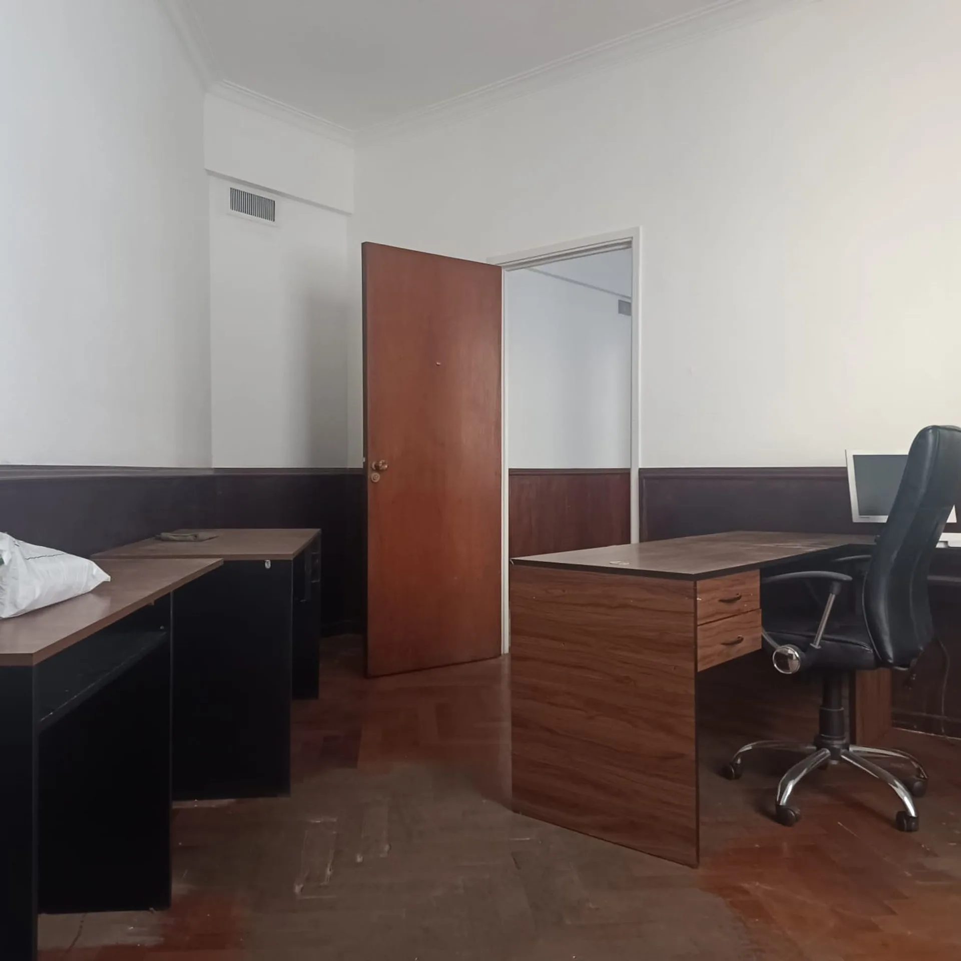 ALQUILER MULTIESPACIO OFICINAS EXCELENTE UBICACION foto 3