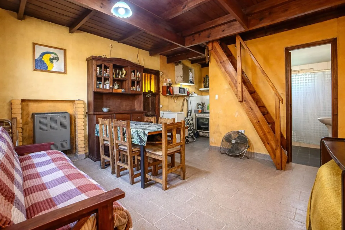 VENTA CASA 3 AMBIENTES ALPINA CON PARQUE foto 4