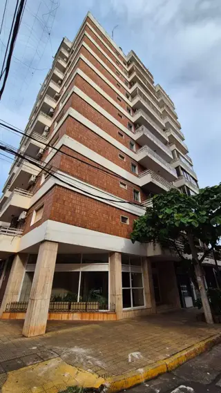 DEPARTAMENTO AMOBLADO EN ALQUILER EN EL CENTRO DE LA CIUDAD DE POSADAS foto 1