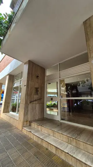 DEPARTAMENTO AMOBLADO EN ALQUILER EN EL CENTRO DE LA CIUDAD DE POSADAS foto 2