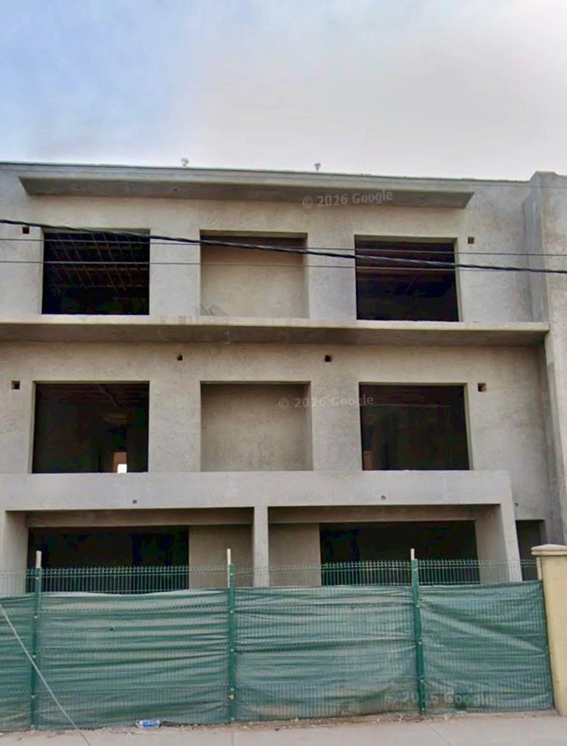 VENTA LOCAL ,BARRIO RINCON VENETTO , GLLEN foto 2