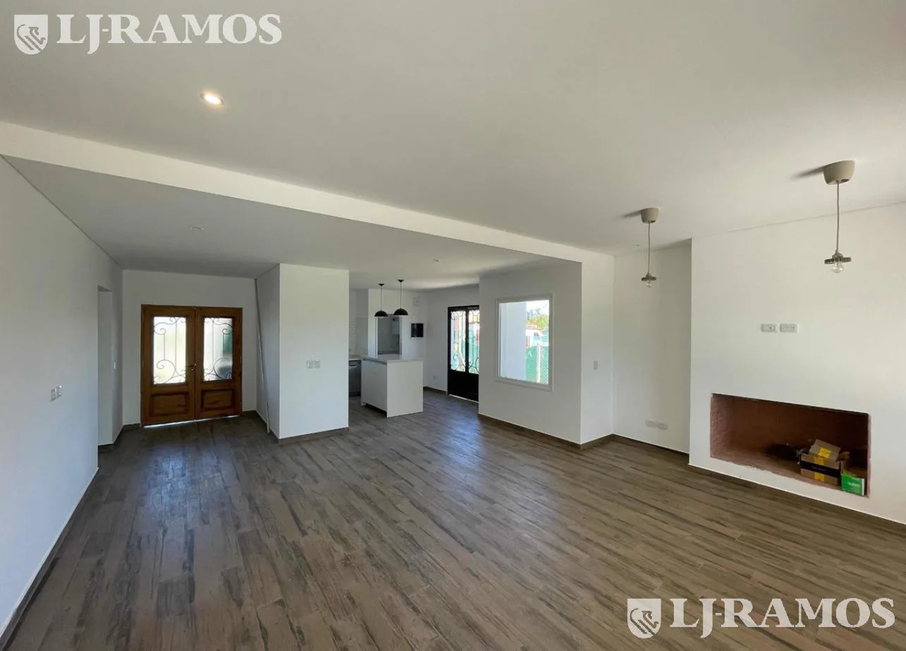 Casa a estrenar con 3 dormitorios en venta en Vila Marina foto 4