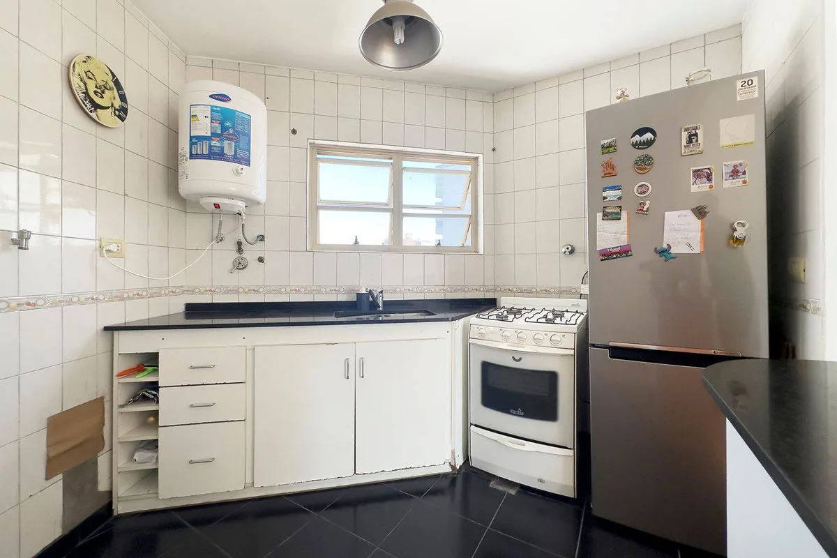 VENTA 2 AMB Ramos Mejía Centro con Balcón  Renta foto 5
