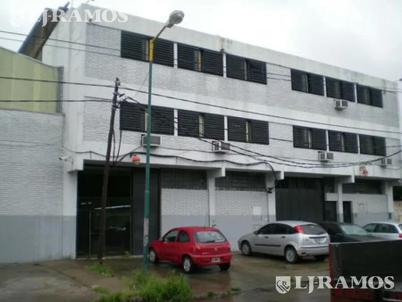 Depósito en San Martín foto 3