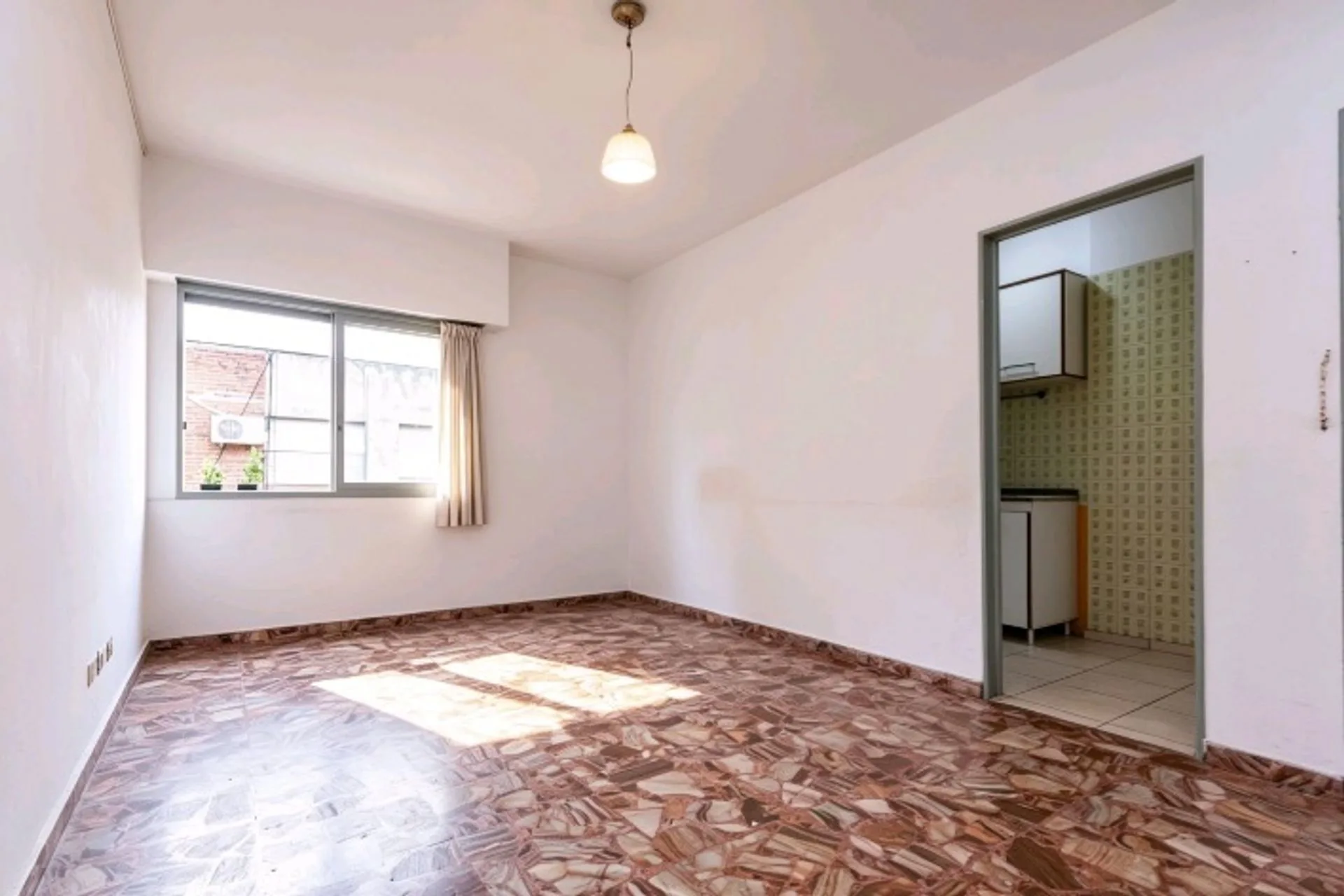 DEPARTAMENTO 3 AMBIENTES VENTA EN GERLI foto 3