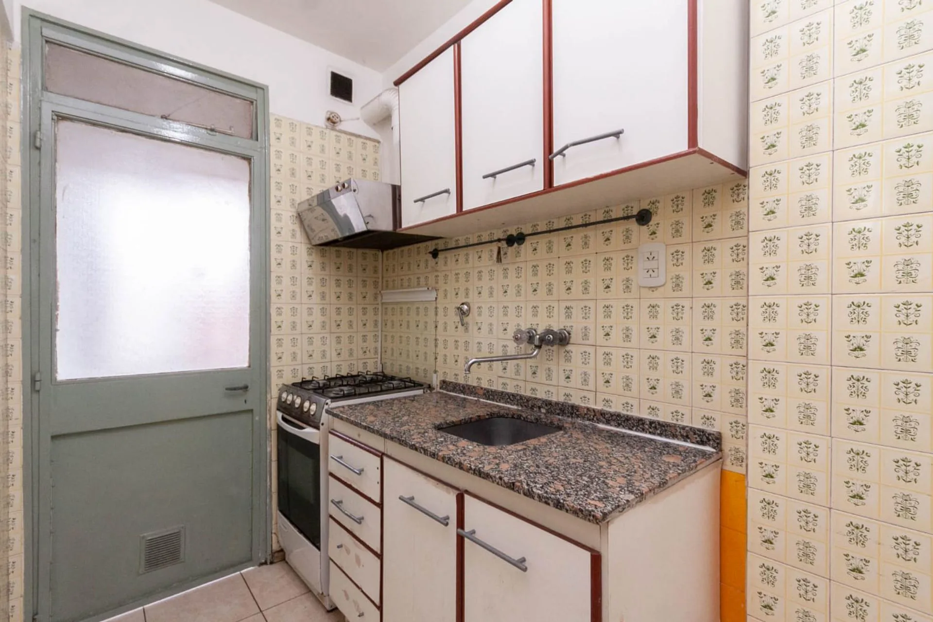 DEPARTAMENTO 3 AMBIENTES VENTA EN GERLI foto 4