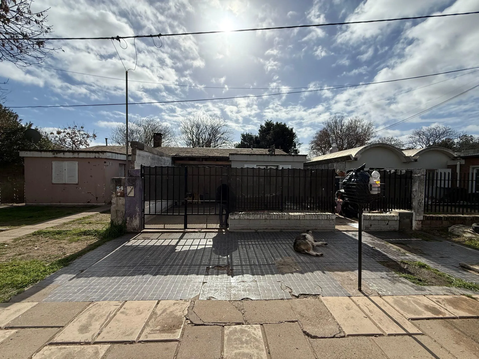 SE VENDE CASA DOS DORMITORIOS foto 2