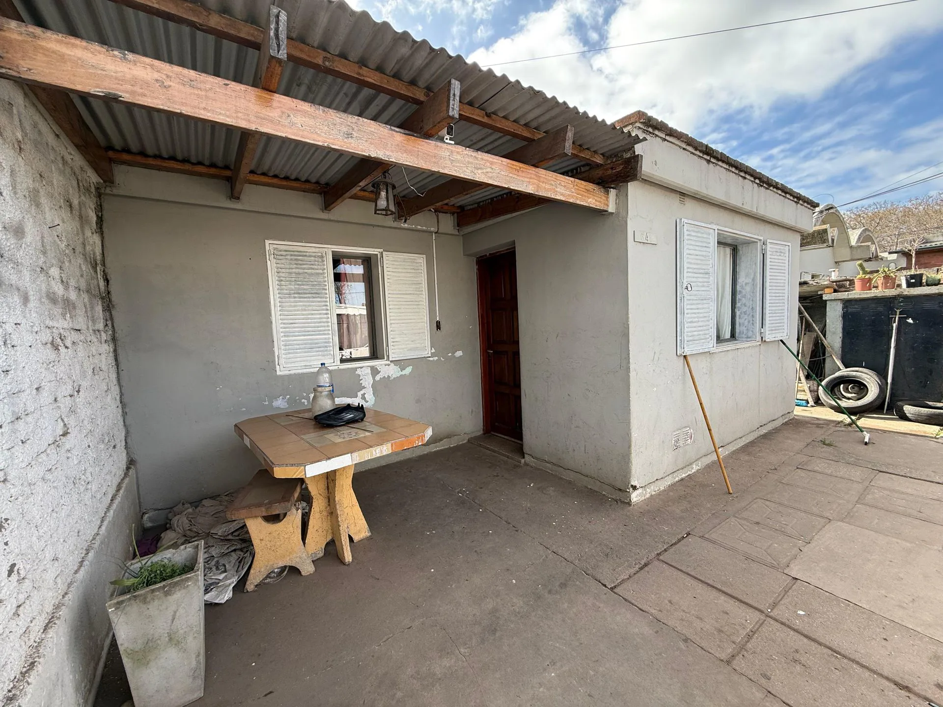 SE VENDE CASA DOS DORMITORIOS foto 3