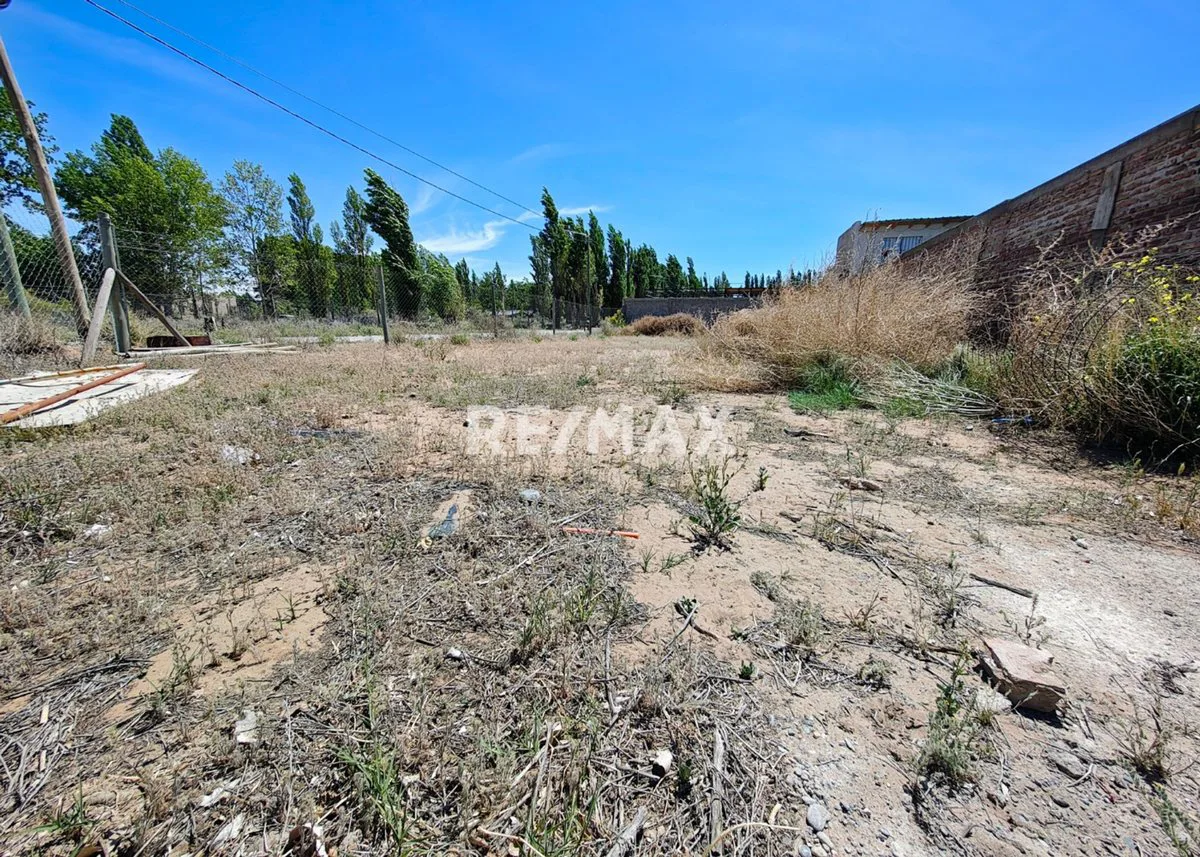 TERRENO EN VENTA EN BARRIO LAS LILAS DE PLOTTIER foto 5