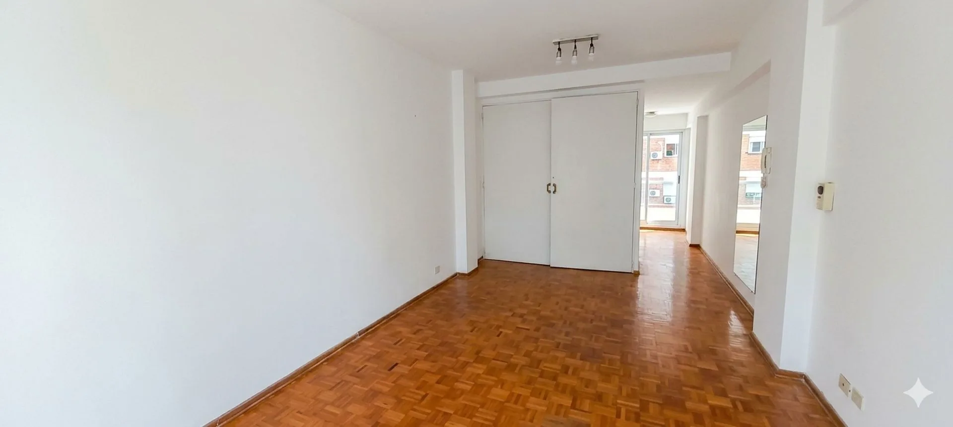 Monoambiente de uso profesional y comercial foto 2