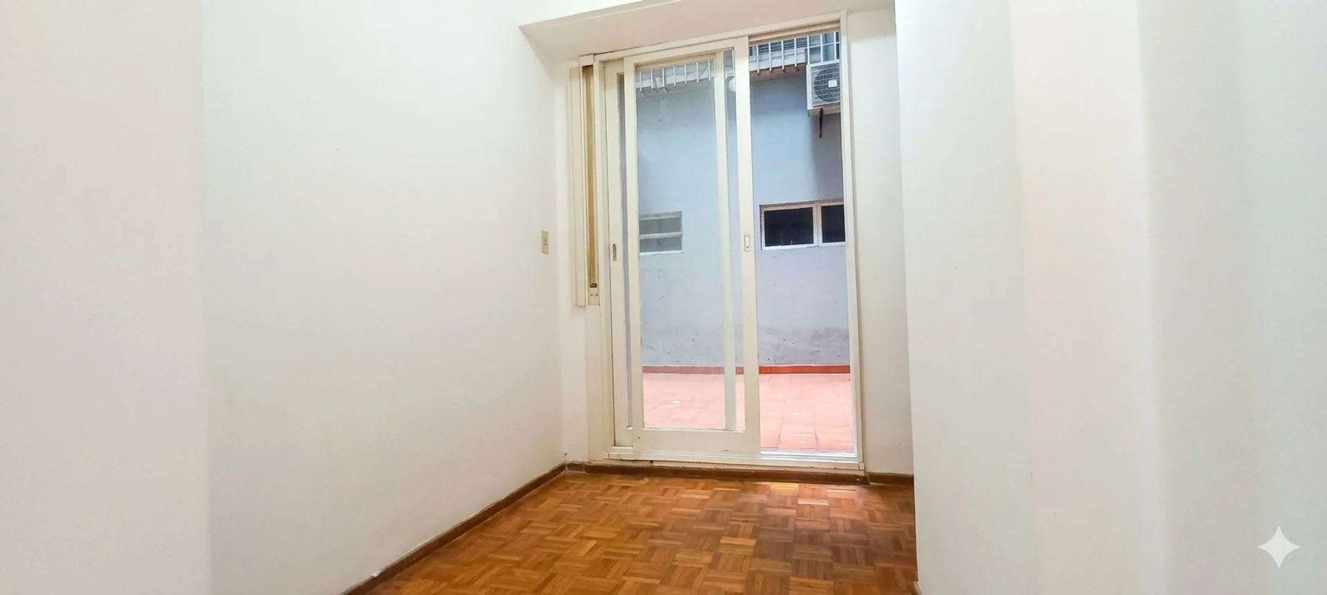 Monoambiente de uso profesional y comercial foto 3
