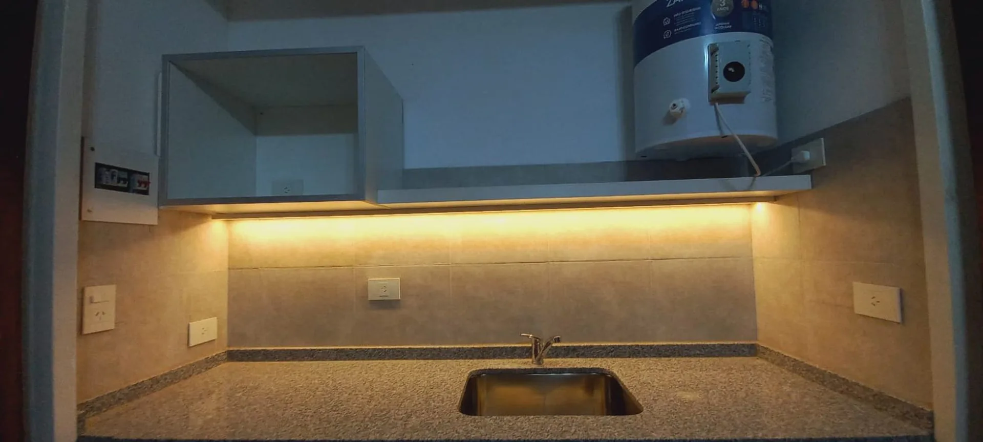Monoambiente de uso profesional y comercial foto 5