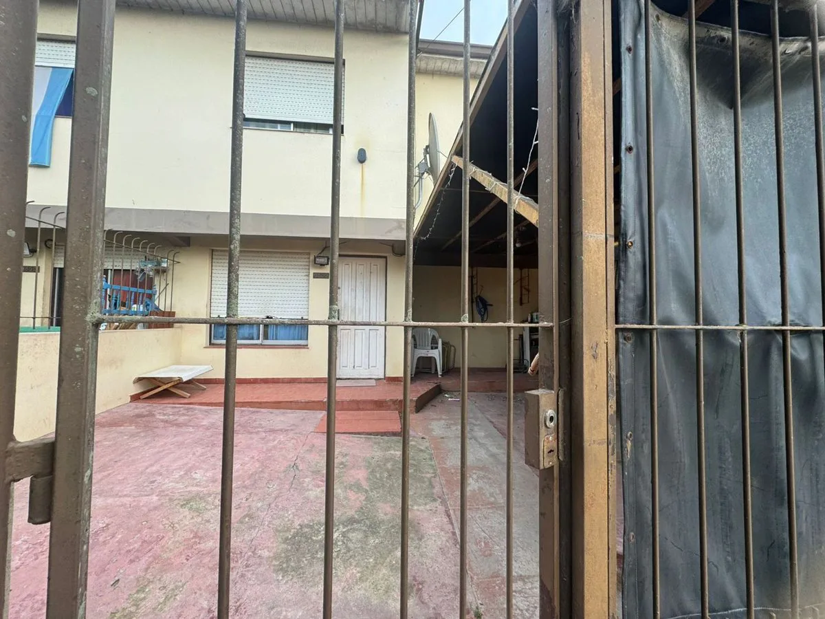 VENTA PH 3 AMB CON COCHERA Y PATIO APTO CREDITO foto 2