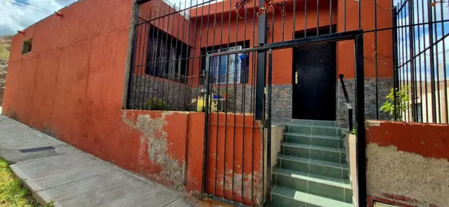 VENTA CASA B° 4 DE JULIO GODOY CRUZ