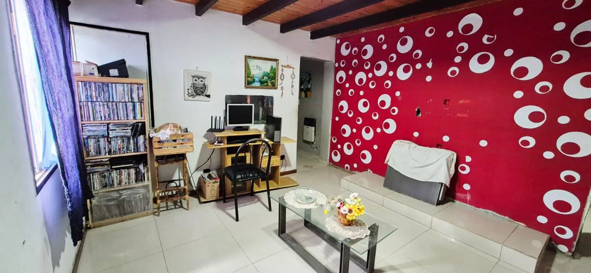 VENTA CASA B° 4 DE JULIO GODOY CRUZ foto 3