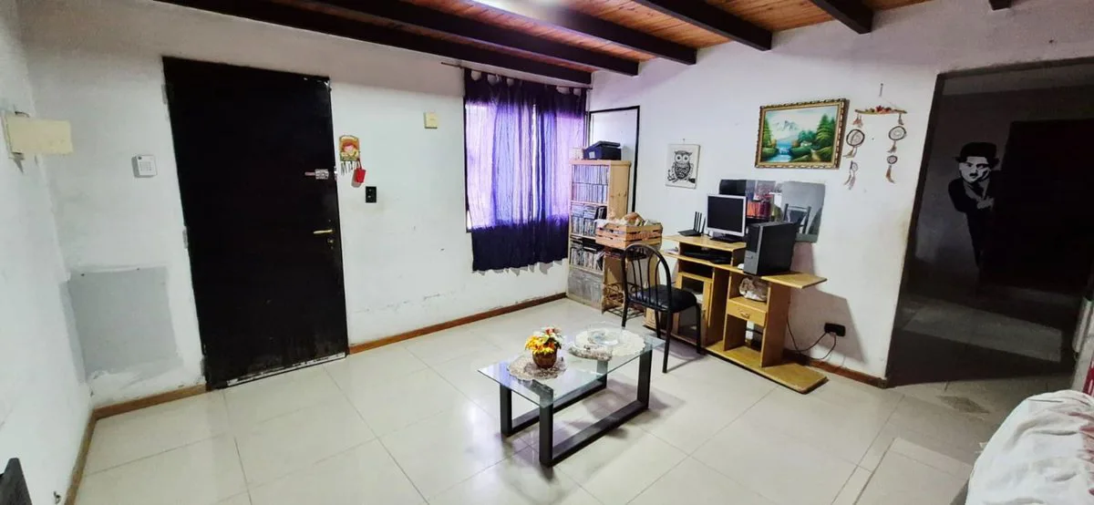 VENTA CASA B° 4 DE JULIO GODOY CRUZ foto 4